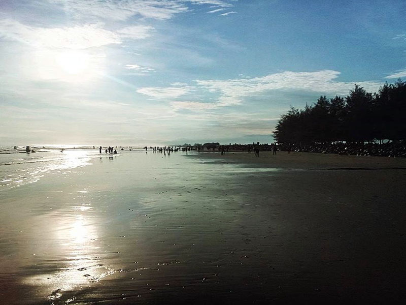 Pantai Mantak Tari Pantai Mantak Tari